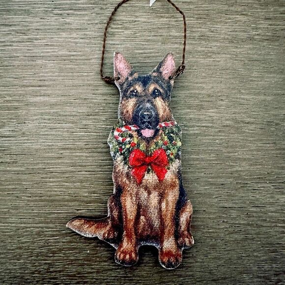 German Shepherd Dog Wooden Christmas Holiday Ornament - Picture 1 of 2